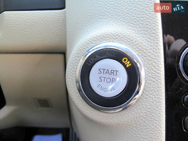 Черный Инфинити QX70, объемом двигателя 3.7 л и пробегом 235 тыс. км за 17300 $, фото 94 на Automoto.ua