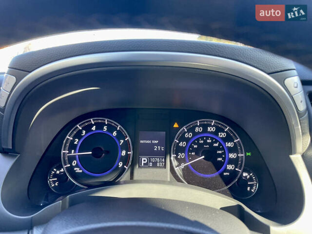 Черный Инфинити QX70, объемом двигателя 5 л и пробегом 171 тыс. км за 18900 $, фото 44 на Automoto.ua