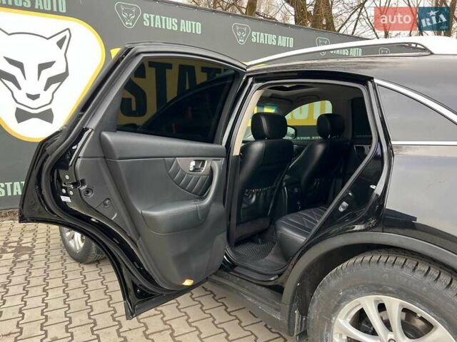 Чорний Інфініті QX70, об'ємом двигуна 3.7 л та пробігом 190 тис. км за 16900 $, фото 27 на Automoto.ua