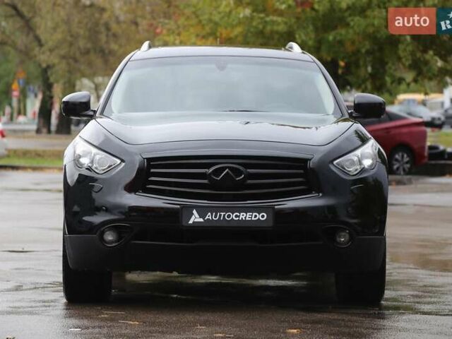 Черный Инфинити QX70, объемом двигателя 3.7 л и пробегом 150 тыс. км за 19500 $, фото 1 на Automoto.ua