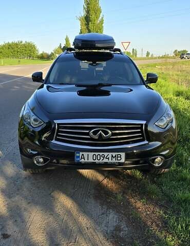 Чорний Інфініті QX70, об'ємом двигуна 3.7 л та пробігом 121 тис. км за 24000 $, фото 12 на Automoto.ua