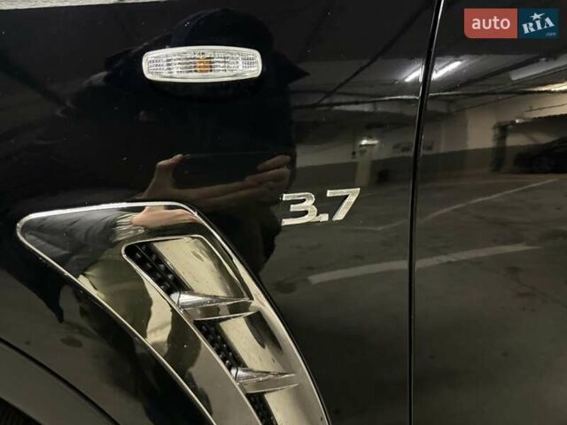 Черный Инфинити QX70, объемом двигателя 3.7 л и пробегом 151 тыс. км за 19700 $, фото 16 на Automoto.ua