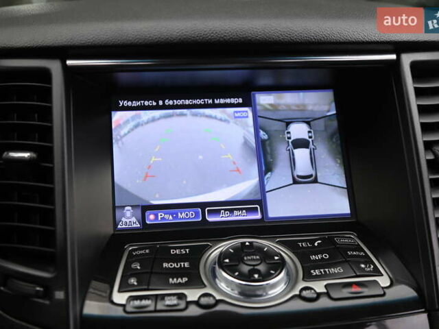 Черный Инфинити QX70, объемом двигателя 3.7 л и пробегом 150 тыс. км за 19500 $, фото 17 на Automoto.ua