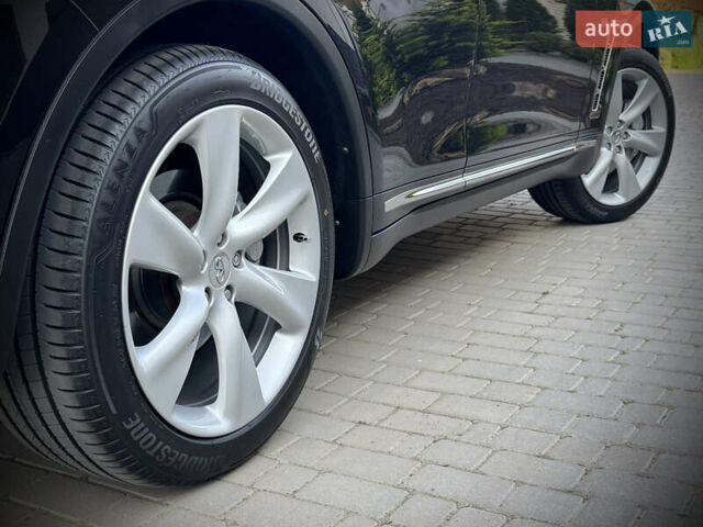 Черный Инфинити QX70, объемом двигателя 3.7 л и пробегом 118 тыс. км за 16700 $, фото 75 на Automoto.ua