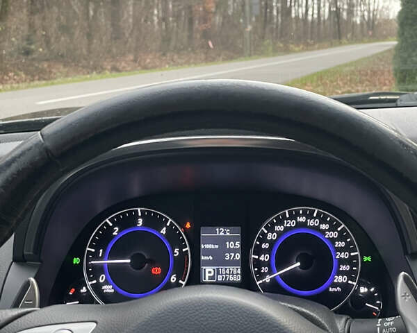 Чорний Інфініті QX70, об'ємом двигуна 2.99 л та пробігом 167 тис. км за 23000 $, фото 7 на Automoto.ua