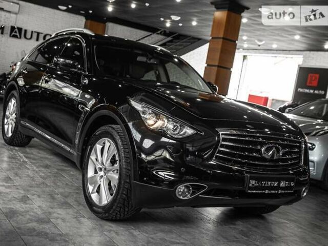 Чорний Інфініті QX70, об'ємом двигуна 3.7 л та пробігом 82 тис. км за 26900 $, фото 5 на Automoto.ua