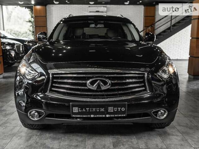 Чорний Інфініті QX70, об'ємом двигуна 3.7 л та пробігом 82 тис. км за 26900 $, фото 13 на Automoto.ua