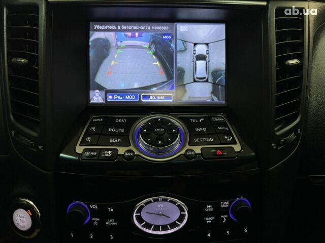 Черный Инфинити QX70, объемом двигателя 0 л и пробегом 219 тыс. км за 15500 $, фото 10 на Automoto.ua