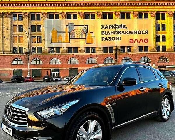 Черный Инфинити QX70, объемом двигателя 3 л и пробегом 121 тыс. км за 18900 $, фото 9 на Automoto.ua