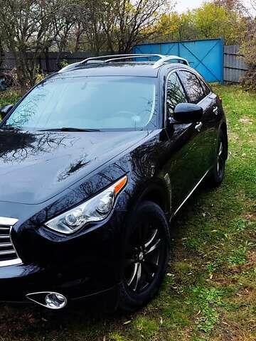 Черный Инфинити QX70, объемом двигателя 3.7 л и пробегом 192 тыс. км за 15500 $, фото 9 на Automoto.ua