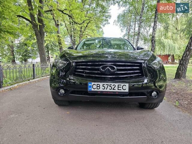 Чорний Інфініті QX70, об'ємом двигуна 3.7 л та пробігом 145 тис. км за 24500 $, фото 15 на Automoto.ua