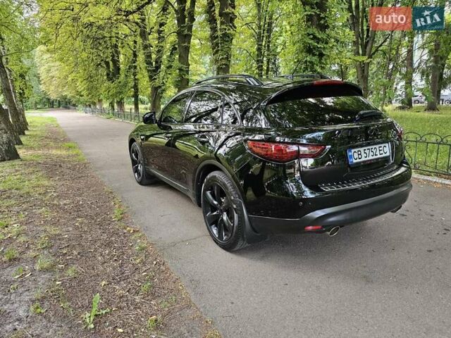 Чорний Інфініті QX70, об'ємом двигуна 3.7 л та пробігом 145 тис. км за 24500 $, фото 6 на Automoto.ua