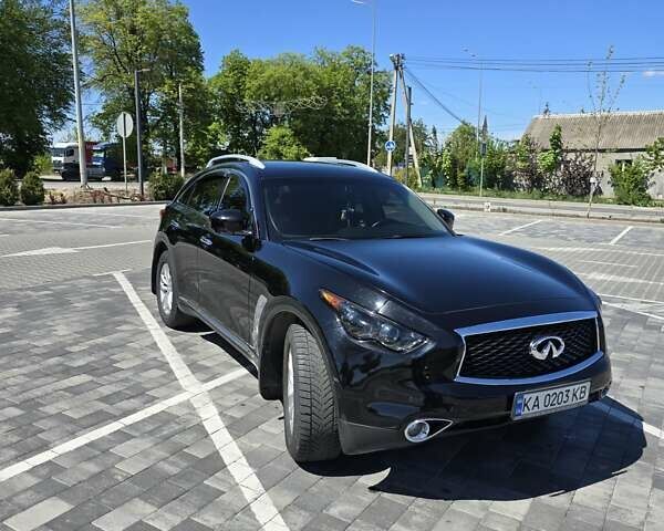 Чорний Інфініті QX70, об'ємом двигуна 3.7 л та пробігом 186 тис. км за 17800 $, фото 6 на Automoto.ua