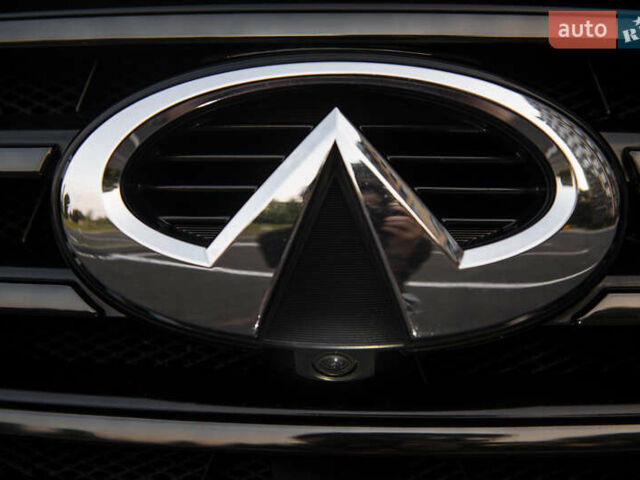 Черный Инфинити QX70, объемом двигателя 3.7 л и пробегом 124 тыс. км за 23000 $, фото 55 на Automoto.ua