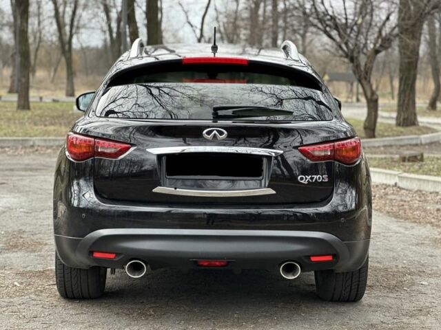 Чорний Інфініті QX70, об'ємом двигуна 3 л та пробігом 142 тис. км за 21800 $, фото 8 на Automoto.ua