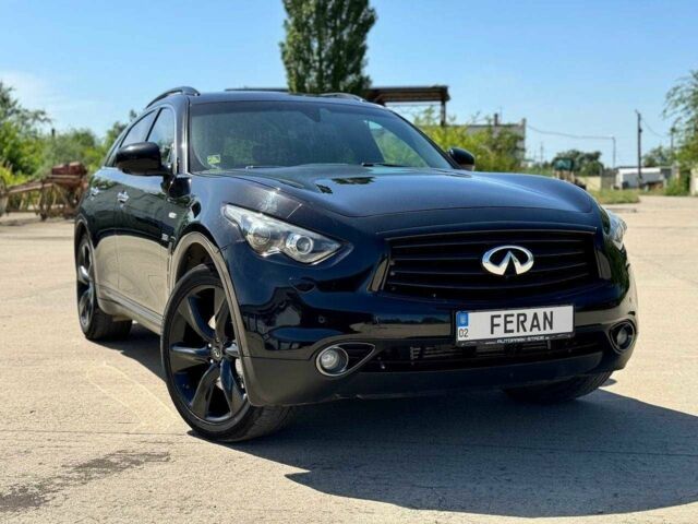 Черный Инфинити QX70, объемом двигателя 3 л и пробегом 178 тыс. км за 19295 $, фото 18 на Automoto.ua