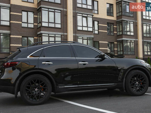 Черный Инфинити QX70, объемом двигателя 3.7 л и пробегом 124 тыс. км за 23000 $, фото 19 на Automoto.ua