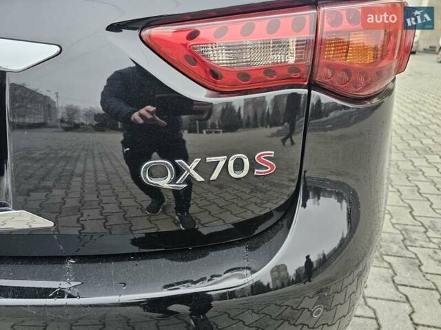 Черный Инфинити QX70, объемом двигателя 2.99 л и пробегом 248 тыс. км за 23900 $, фото 9 на Automoto.ua