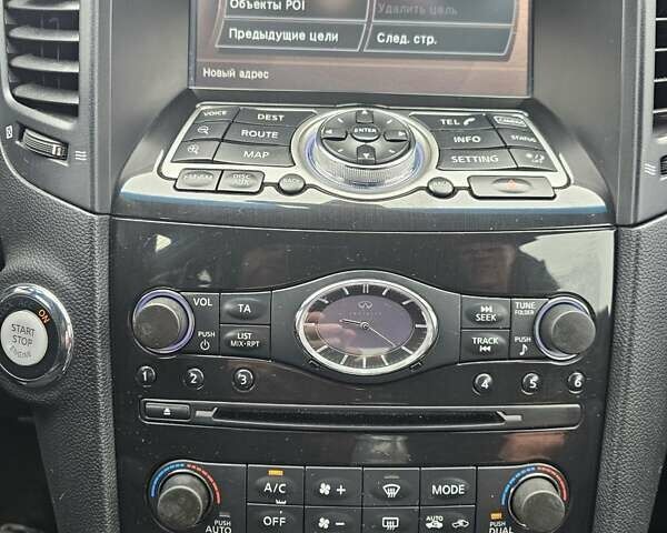 Черный Инфинити QX70, объемом двигателя 2.99 л и пробегом 248 тыс. км за 23900 $, фото 51 на Automoto.ua