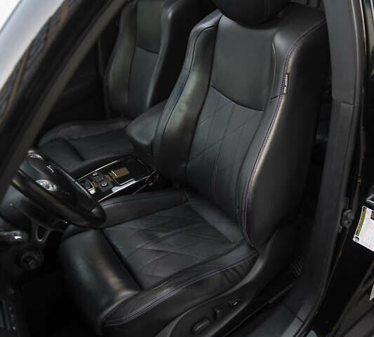 Черный Инфинити QX70, объемом двигателя 3.7 л и пробегом 124 тыс. км за 23000 $, фото 39 на Automoto.ua