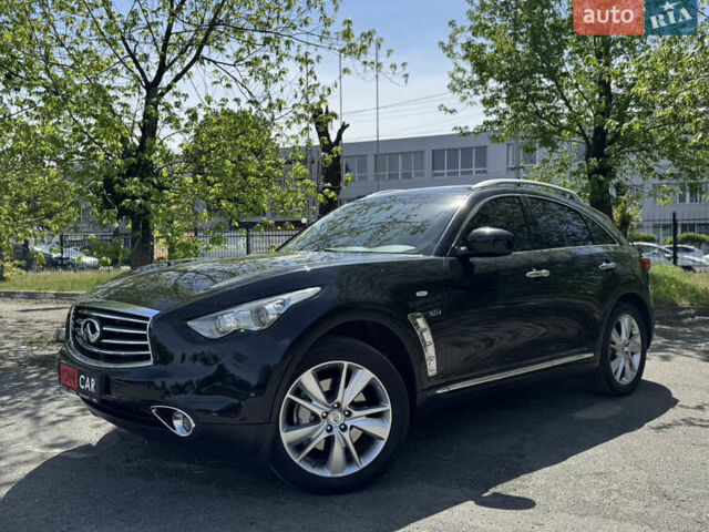 Черный Инфинити QX70, объемом двигателя 3 л и пробегом 215 тыс. км за 17500 $, фото 6 на Automoto.ua