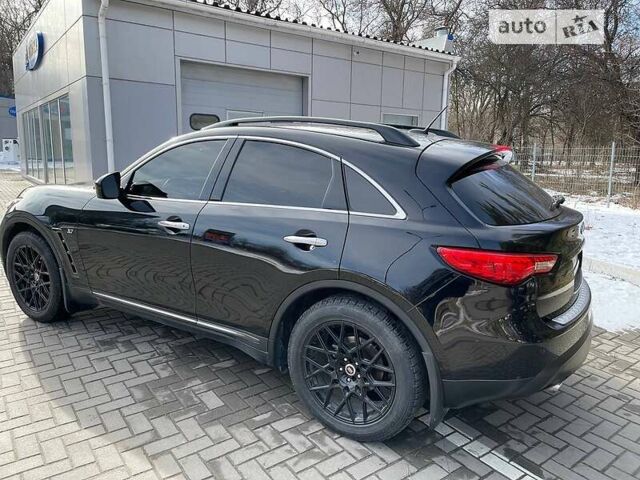 Чорний Інфініті QX70, об'ємом двигуна 3.7 л та пробігом 98 тис. км за 22600 $, фото 5 на Automoto.ua