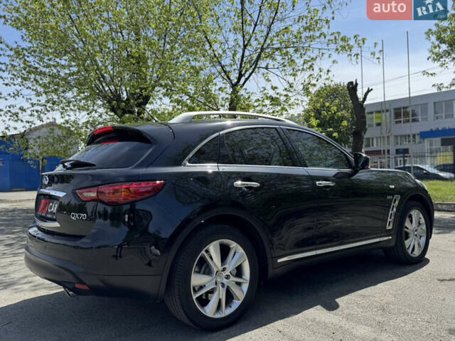 Черный Инфинити QX70, объемом двигателя 3 л и пробегом 215 тыс. км за 17500 $, фото 21 на Automoto.ua