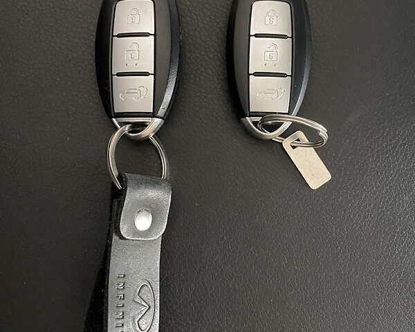 Черный Инфинити QX70, объемом двигателя 2.99 л и пробегом 84 тыс. км за 27900 $, фото 34 на Automoto.ua