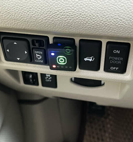 Черный Инфинити QX70, объемом двигателя 3.7 л и пробегом 194 тыс. км за 14900 $, фото 19 на Automoto.ua