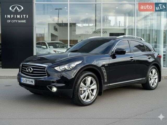 Черный Инфинити QX70, объемом двигателя 2.99 л и пробегом 160 тыс. км за 19500 $, фото 7 на Automoto.ua