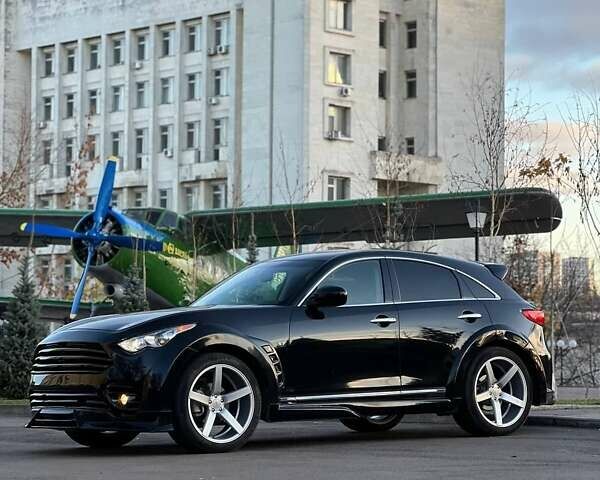 Черный Инфинити QX70, объемом двигателя 3.7 л и пробегом 128 тыс. км за 26500 $, фото 19 на Automoto.ua