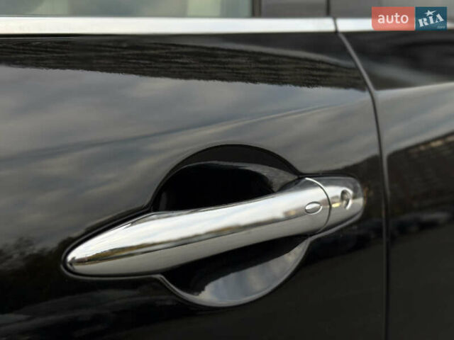 Черный Инфинити QX70, объемом двигателя 3.7 л и пробегом 141 тыс. км за 21500 $, фото 6 на Automoto.ua