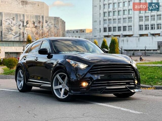Черный Инфинити QX70, объемом двигателя 3.7 л и пробегом 128 тыс. км за 26500 $, фото 13 на Automoto.ua