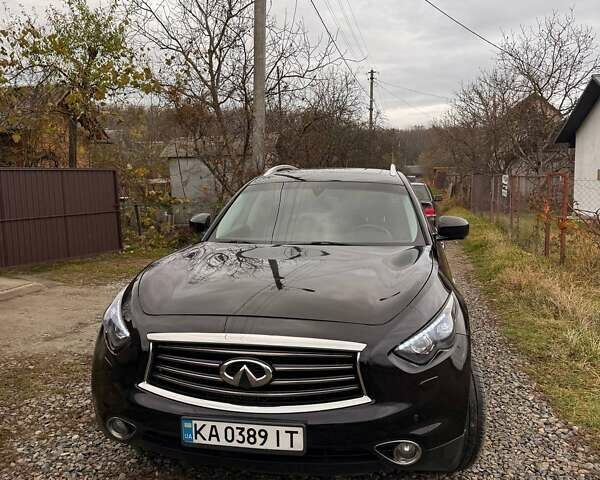 Черный Инфинити QX70, объемом двигателя 2.99 л и пробегом 169 тыс. км за 23999 $, фото 3 на Automoto.ua