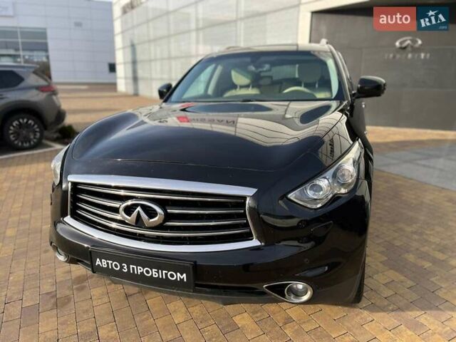 Черный Инфинити QX70, объемом двигателя 2.99 л и пробегом 118 тыс. км за 19853 $, фото 1 на Automoto.ua