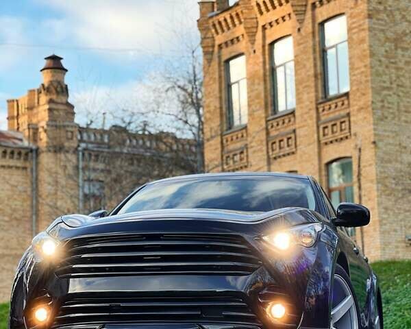 Черный Инфинити QX70, объемом двигателя 3.7 л и пробегом 128 тыс. км за 26500 $, фото 5 на Automoto.ua