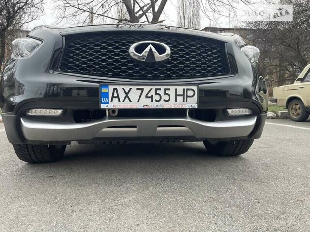 Чорний Інфініті QX70, об'ємом двигуна 3.7 л та пробігом 114 тис. км за 26900 $, фото 5 на Automoto.ua