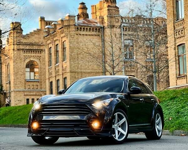 Черный Инфинити QX70, объемом двигателя 3.7 л и пробегом 128 тыс. км за 26500 $, фото 2 на Automoto.ua