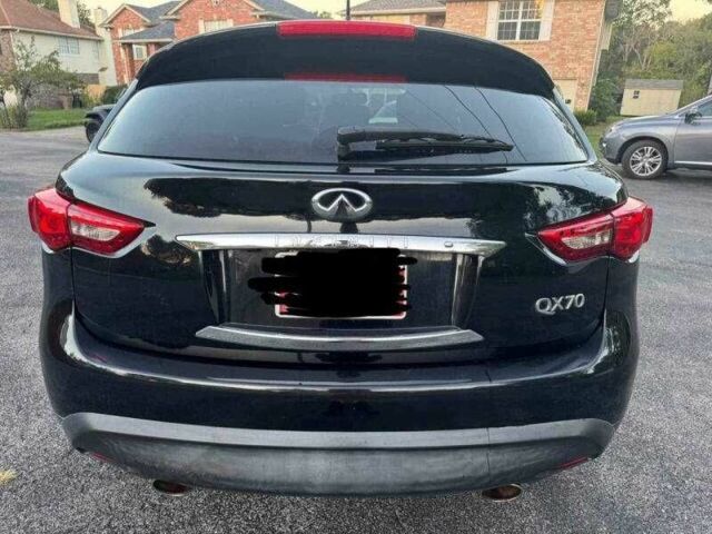 Черный Инфинити QX70, объемом двигателя 3.7 л и пробегом 40 тыс. км за 3500 $, фото 3 на Automoto.ua