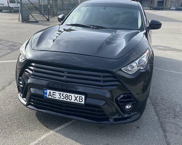 Чорний Інфініті QX70, об'ємом двигуна 3.7 л та пробігом 74 тис. км за 24200 $, фото 4 на Automoto.ua