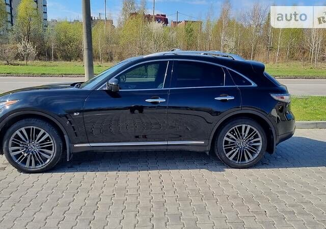 Чорний Інфініті QX70, об'ємом двигуна 3.7 л та пробігом 155 тис. км за 21300 $, фото 7 на Automoto.ua