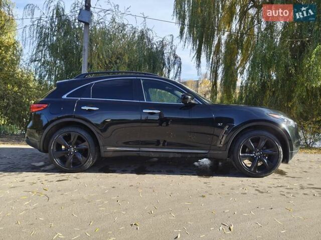 Черный Инфинити QX70, объемом двигателя 3.7 л и пробегом 93 тыс. км за 18900 $, фото 4 на Automoto.ua