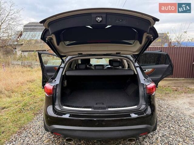 Черный Инфинити QX70, объемом двигателя 2.99 л и пробегом 169 тыс. км за 23999 $, фото 13 на Automoto.ua