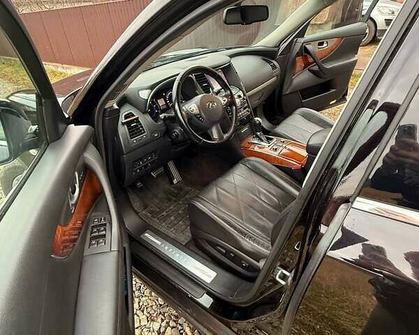 Черный Инфинити QX70, объемом двигателя 2.99 л и пробегом 169 тыс. км за 23999 $, фото 12 на Automoto.ua