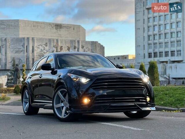 Черный Инфинити QX70, объемом двигателя 3.7 л и пробегом 128 тыс. км за 26500 $, фото 9 на Automoto.ua