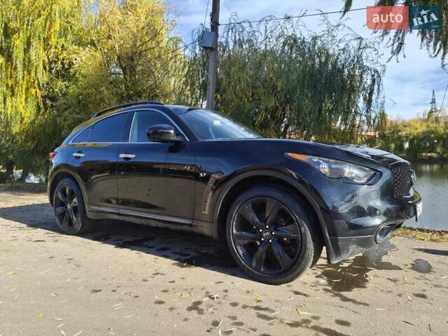 Черный Инфинити QX70, объемом двигателя 3.7 л и пробегом 93 тыс. км за 18900 $, фото 3 на Automoto.ua