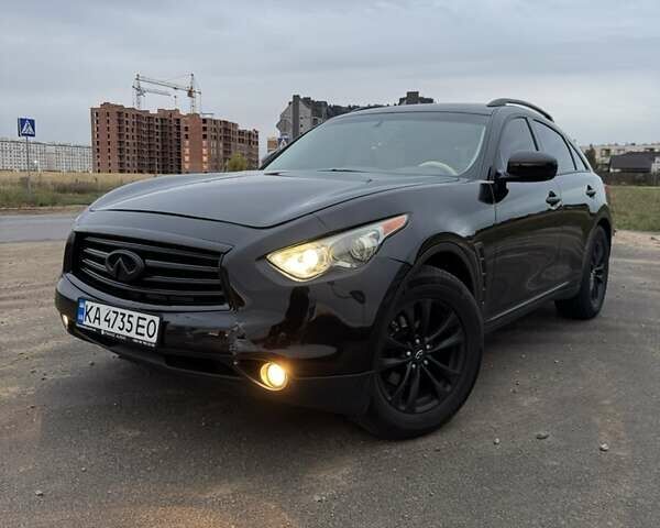 Черный Инфинити QX70, объемом двигателя 3.7 л и пробегом 193 тыс. км за 15700 $, фото 1 на Automoto.ua