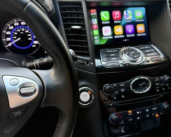Чорний Інфініті QX70, об'ємом двигуна 3.7 л та пробігом 81 тис. км за 28500 $, фото 39 на Automoto.ua