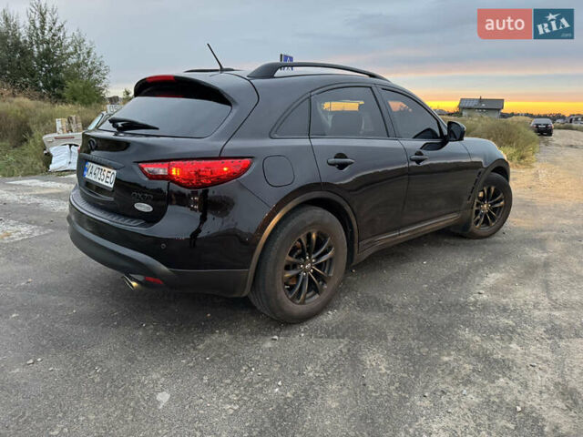 Черный Инфинити QX70, объемом двигателя 3.7 л и пробегом 193 тыс. км за 15700 $, фото 5 на Automoto.ua