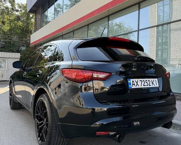 Чорний Інфініті QX70, об'ємом двигуна 3.7 л та пробігом 81 тис. км за 28500 $, фото 9 на Automoto.ua